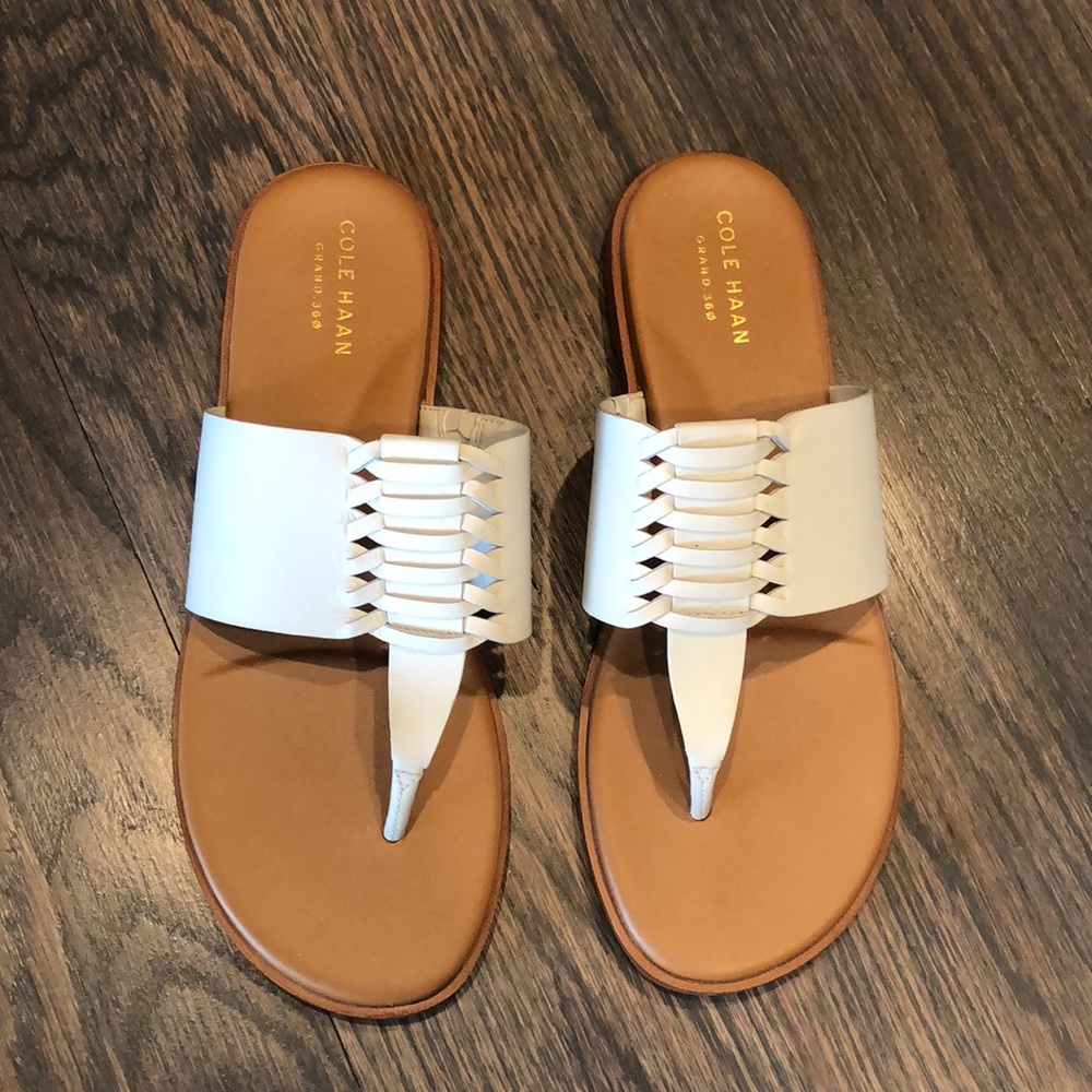 Cole Haan Cream Leather Zerogrand Sandals EUC
